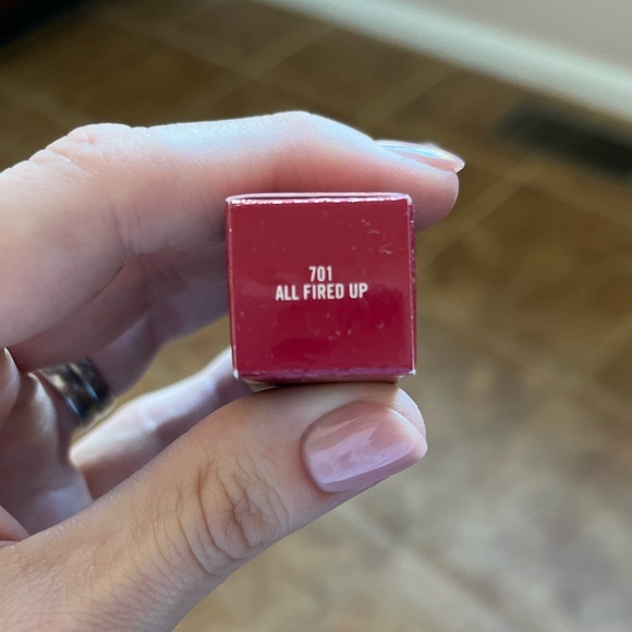 MAC lipstick All Fired Up - Picture 3 of 7